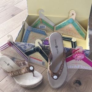 Lindsay Phillips switchflops and straps
